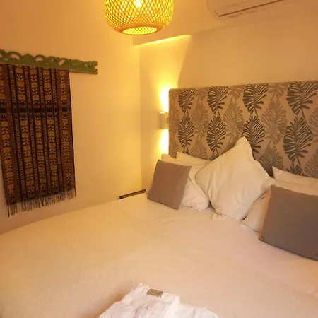Iremia Apartment *